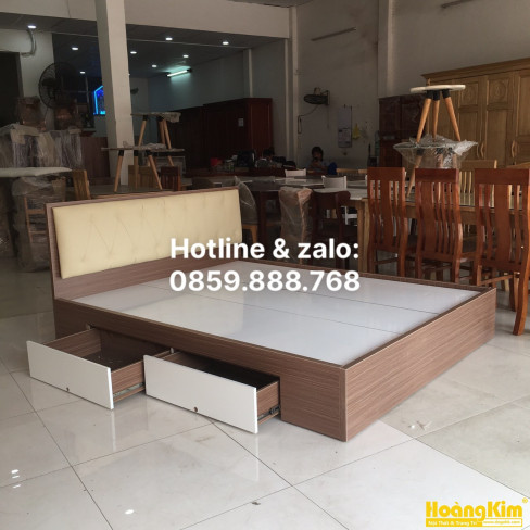 Giường Ngủ Gỗ Ngăn Kéo Đầu Nệm Màu Kem Hoàng Kim 340